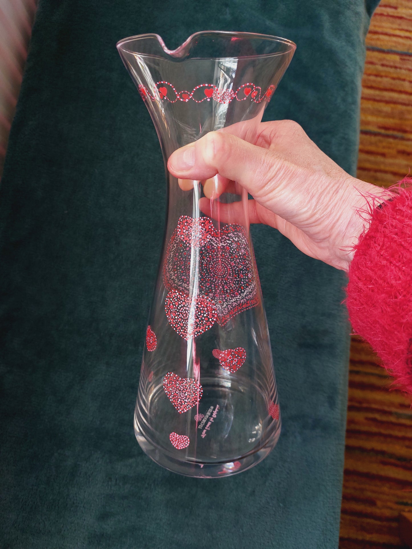 LOVE ALWAYS VALENTINE - Glass water Jug 1 ltr Red Pink Hearts Light Language Codes