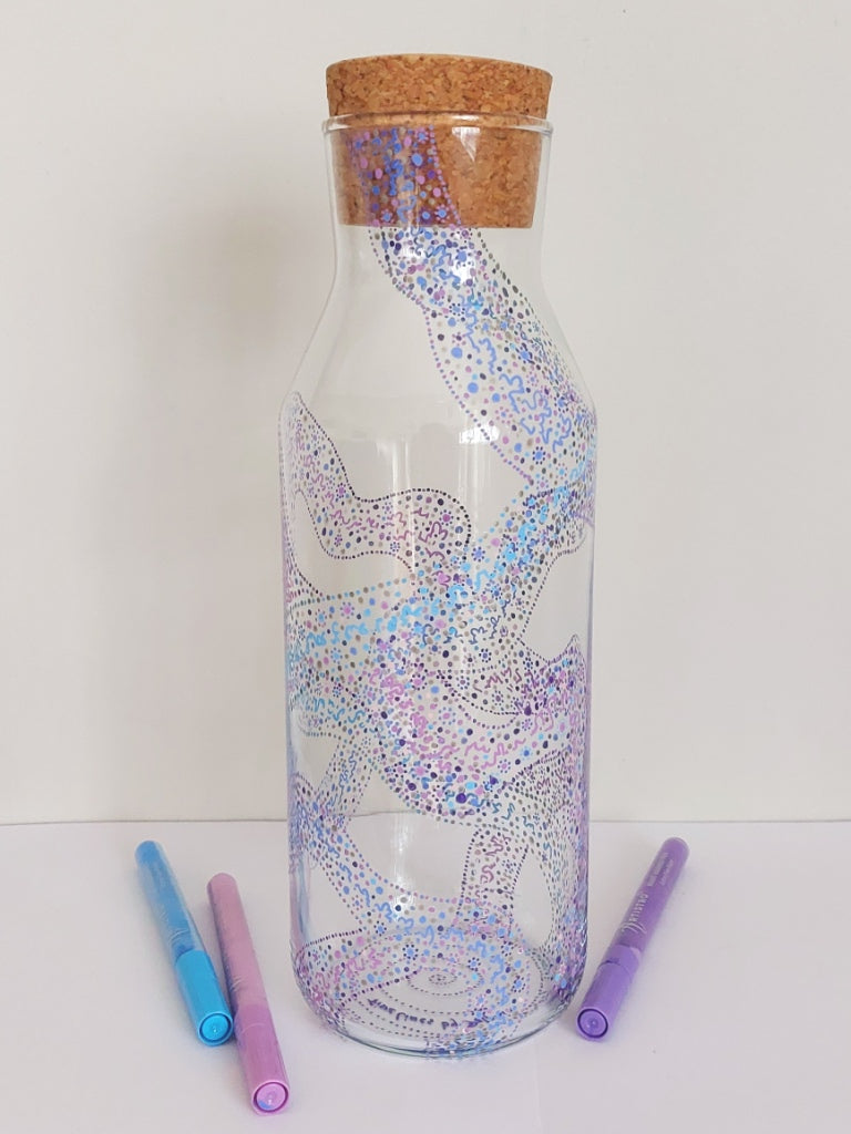 FLOW, CLARITY OF PURPOSE - Glass water bottel 1 liter, handpainted with dots and Light Language Codes in Blue Purple Lilac
