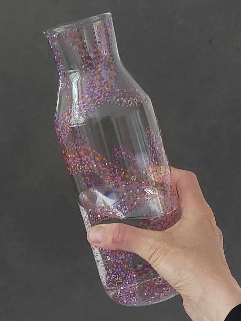 FLOW and MOVING FOREWARD - Glass water bottel 1 liter, handpainted dots and Light Language Codes in Red Orange Purple Lilac