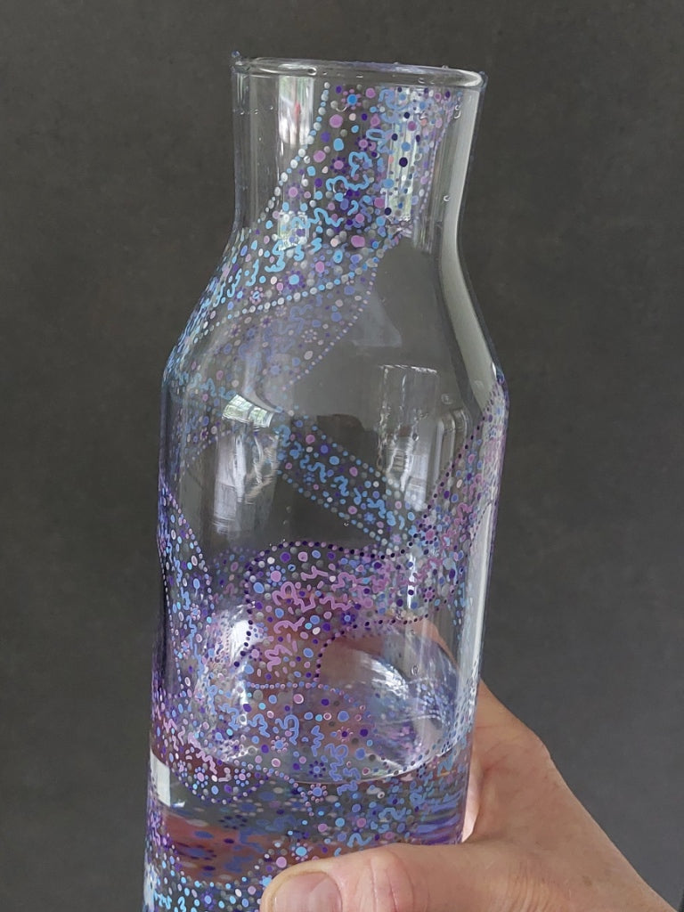FLOW, CLARITY OF PURPOSE - Glass water bottel 1 liter, handpainted with dots and Light Language Codes in Blue Purple Lilac