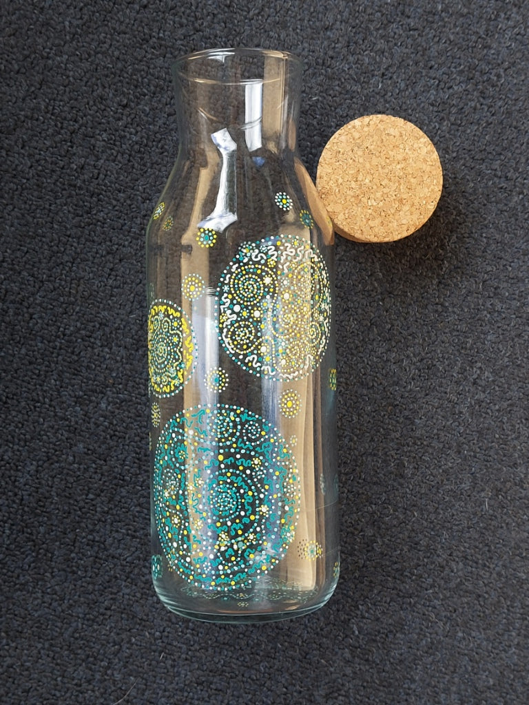 PURPOSE - Glass water bottel 1 ltr, handpainted dots Light Language Codes teal blue, yellow, white
