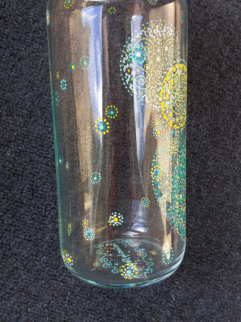 PURPOSE - Glass water bottel 1 ltr, handpainted dots Light Language Codes teal blue, yellow, white