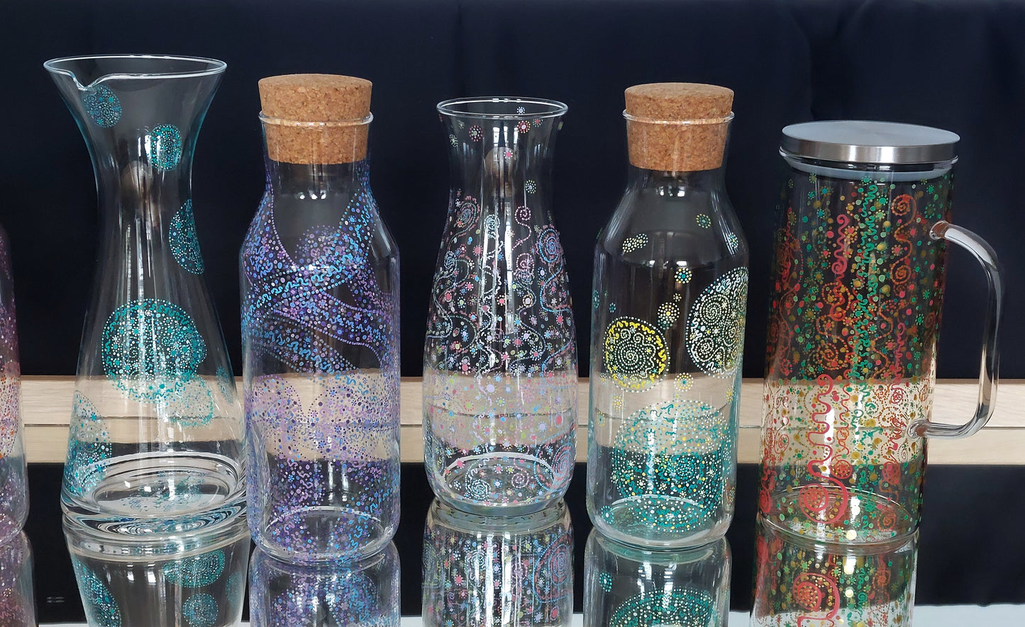 PURPOSE - Glass water bottel 1 ltr, handpainted dots Light Language Codes teal blue, yellow, white