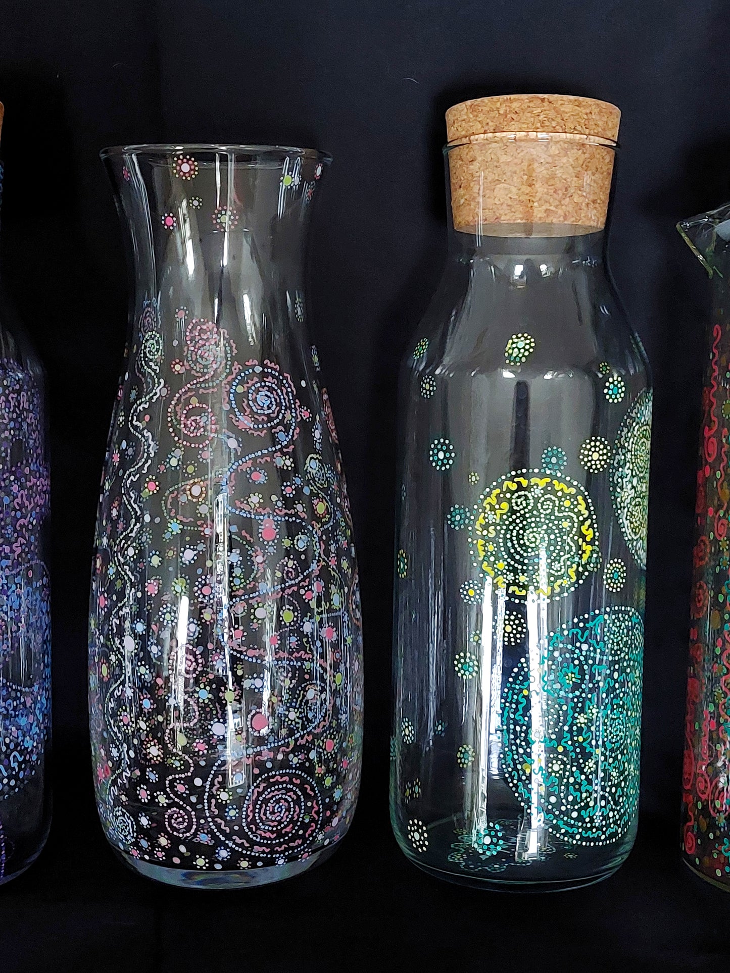 PURPOSE - Glass water bottel 1 ltr, handpainted dots Light Language Codes teal blue, yellow, white